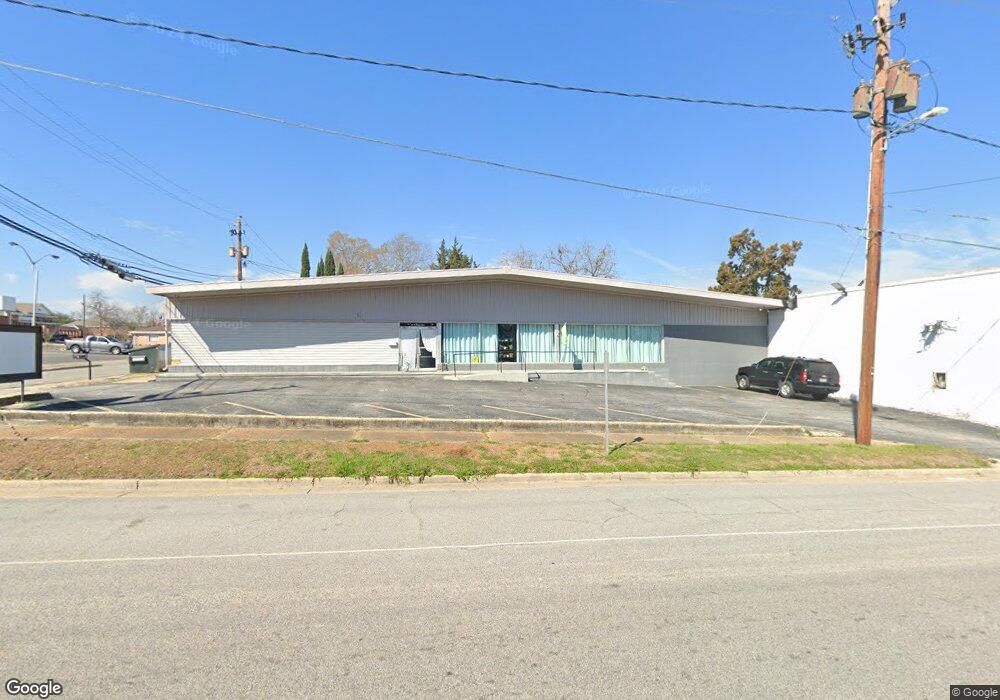 16 S First Ave, McRae-helena, GA 31055 - photo 1