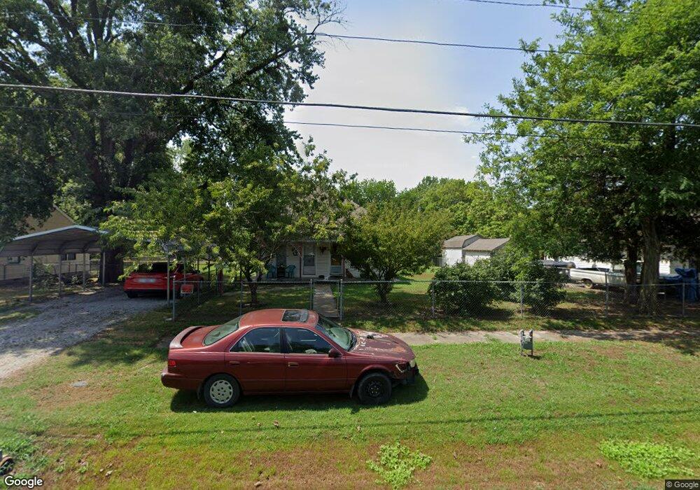 409 E 1st St, Claremore, OK 74017 - photo 1