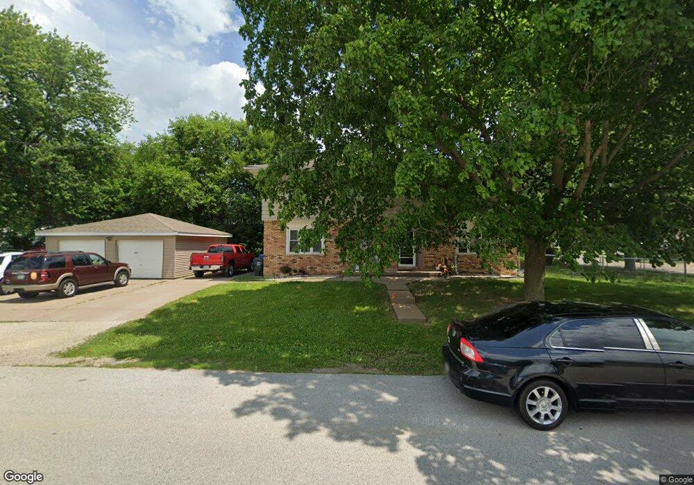 1807 N Elsie Ave, Davenport, IA 52804 - photo 1