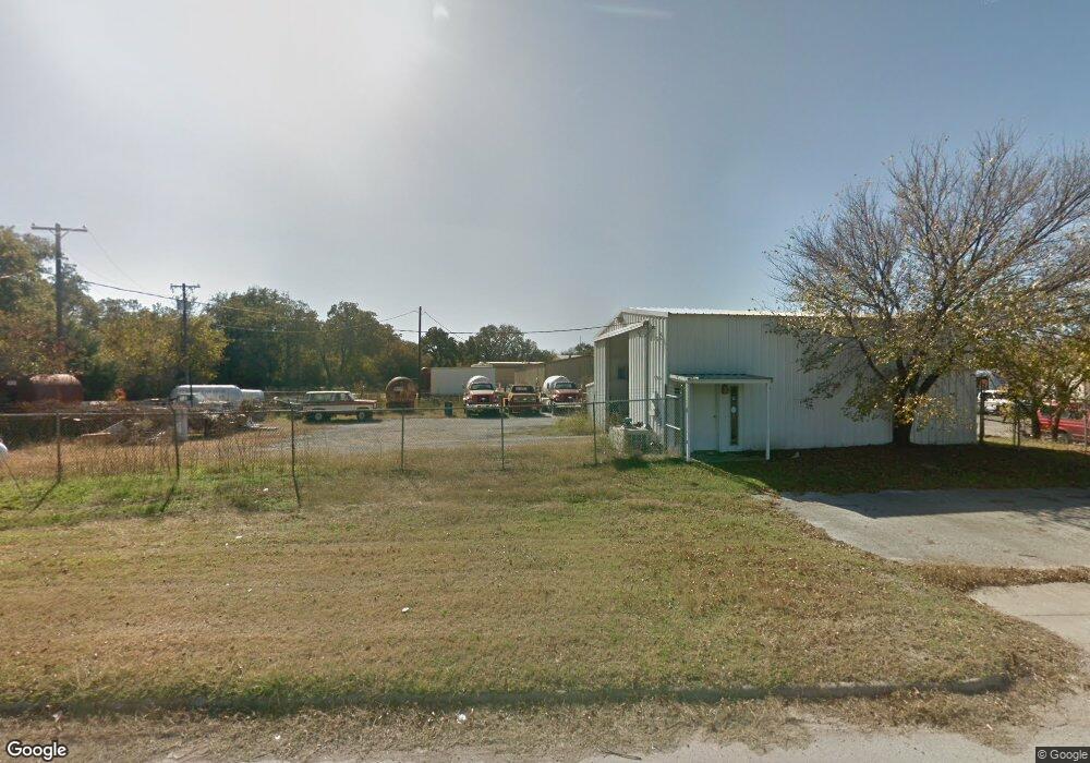 628 E Highway 199, Springtown, TX 76082 - photo 1