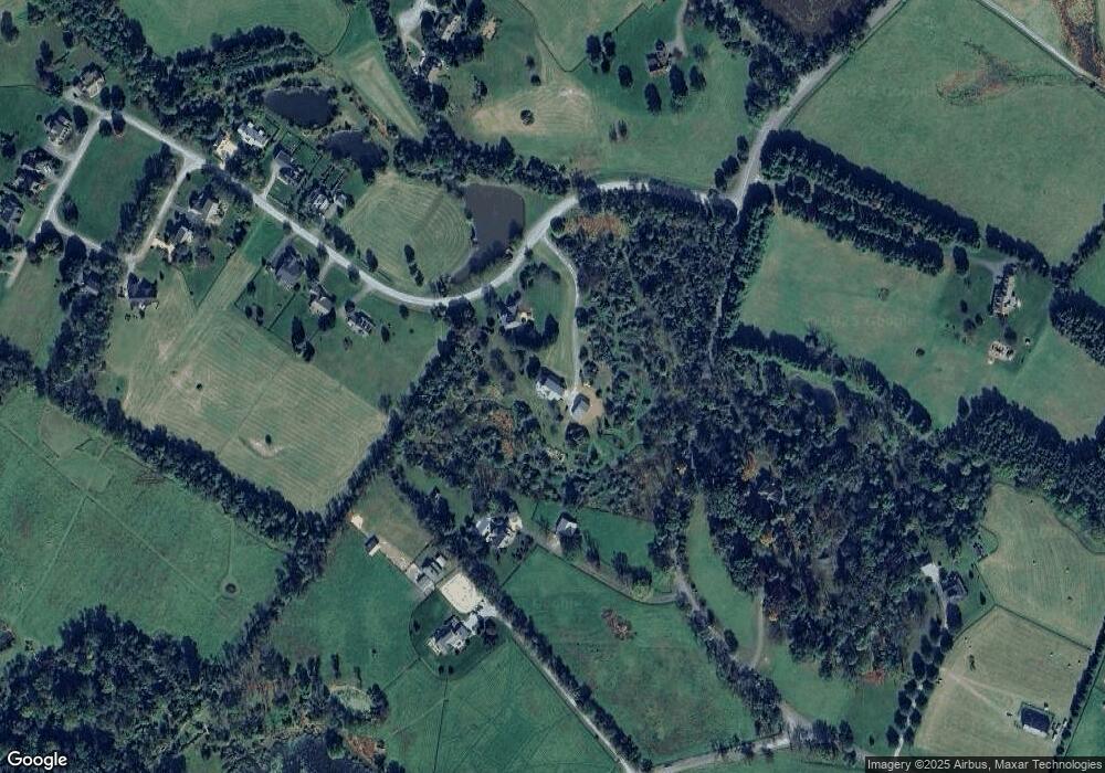 36051 Birch Hollow Ln, Hillsboro, VA 20132 - photo 1