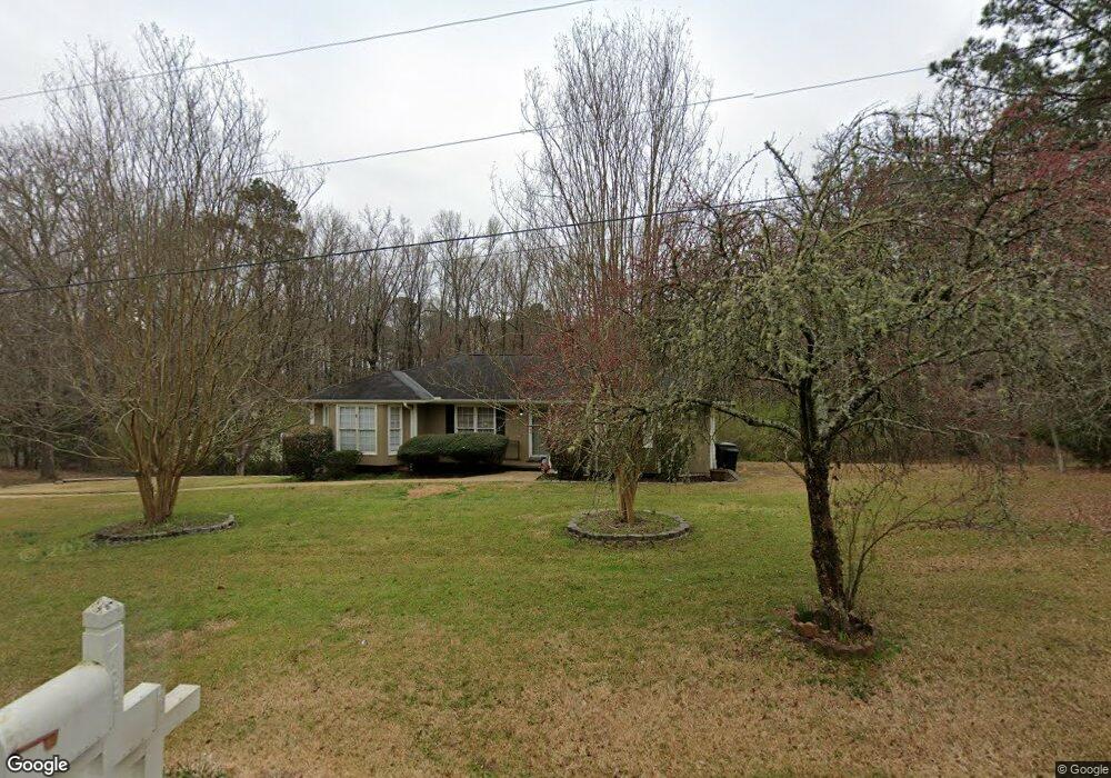 725 Shenandoah Dr, Cataula, GA 31804 - photo 1