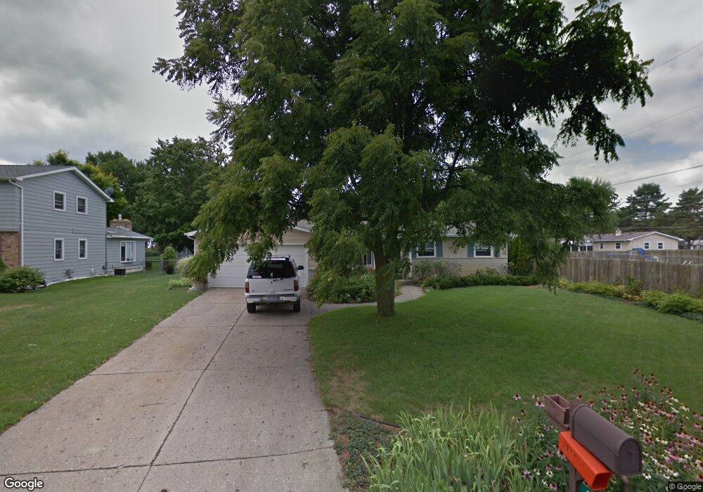 5359 Dearing Dr, Flint, MI 48506 - photo 1