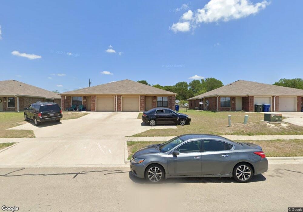 2714 Ashley Dr unit 27, Copperas Cove, TX 76522 - photo 1