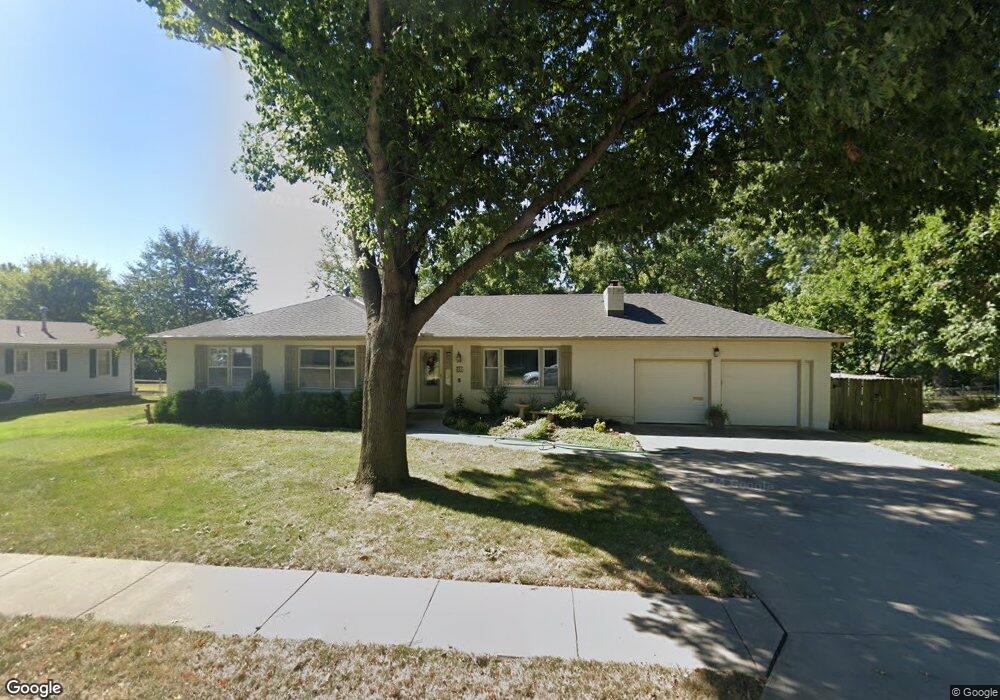 804 NW B St, Blue Springs, MO 64015 - photo 1