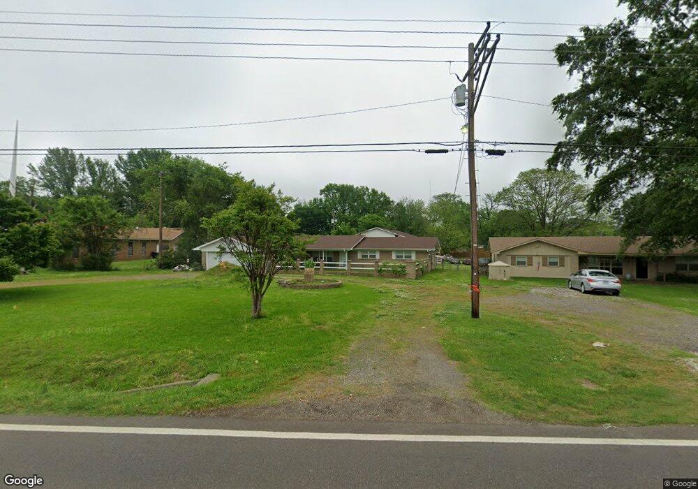 1002 N Kings Hwy, Texarkana, TX 75501 - photo 1