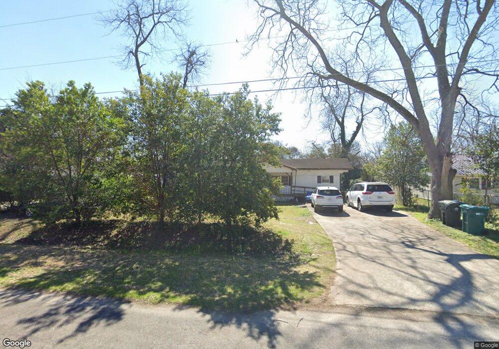 437 Michelle Dr, Byron, GA 31008 - photo 1