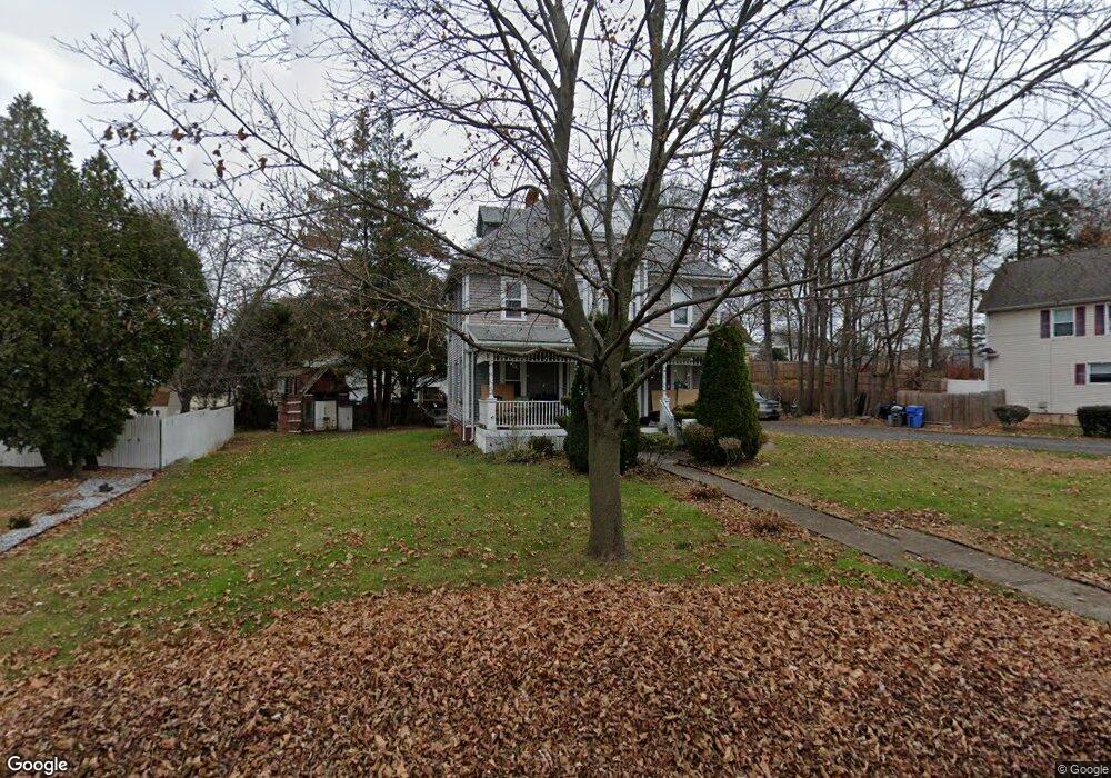 303 Woodbridge St, Manchester, CT 06042 - photo 1