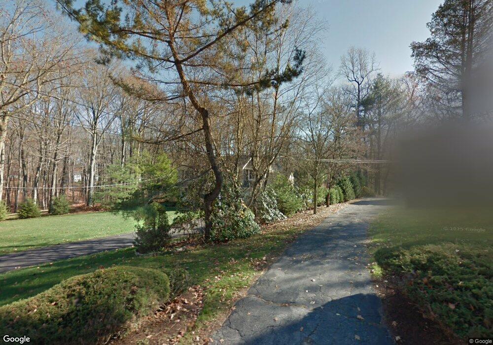 11 Old Oak Rd, Trumbull, CT 06611 - photo 1