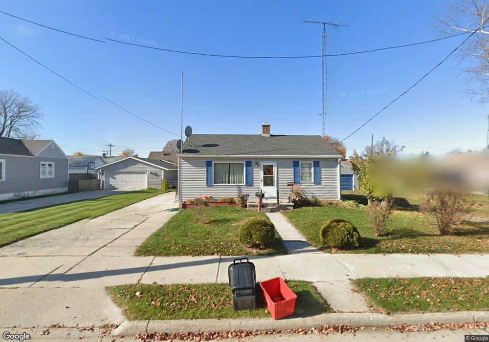 1418 S 31st St, Manitowoc, WI 54220 - photo 1