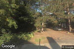 33 Cutler Ln, Chestnut Hill, MA 02467