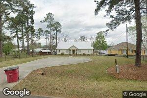 381 Smoak Bridge Cir, Warwick, GA 31796
