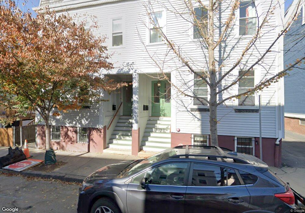 339 Hurley St unit 341, Cambridge, MA 02141 - photo 1