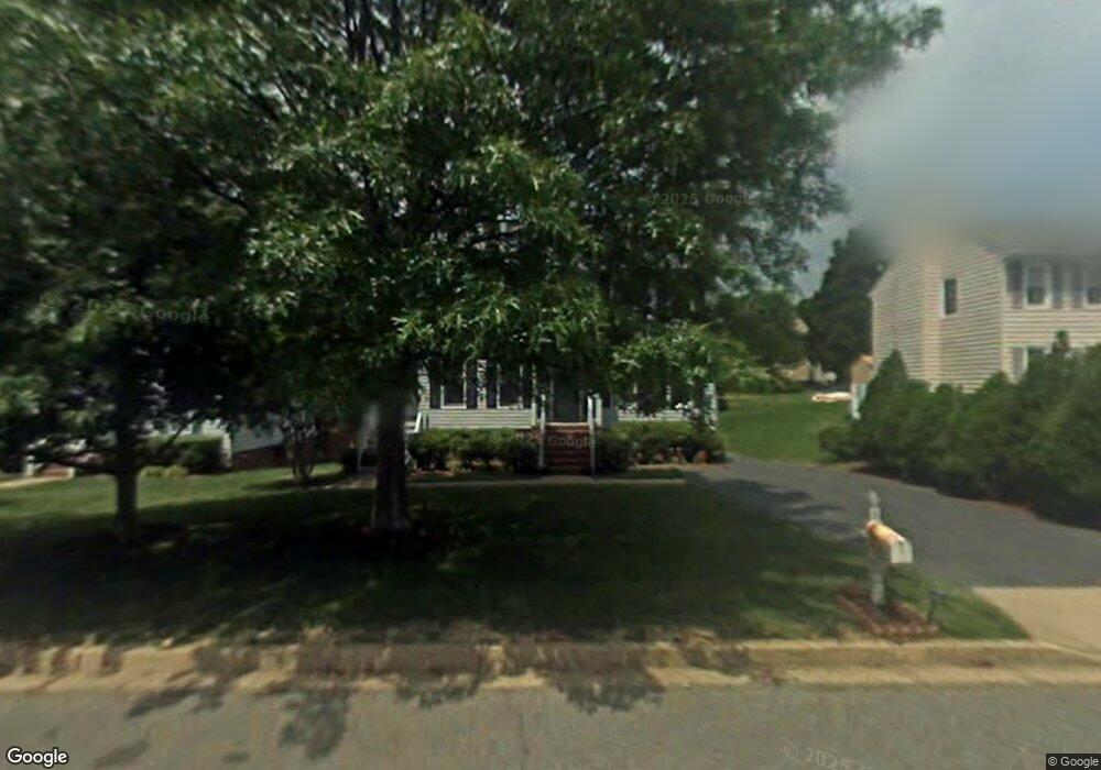 4920 Merlin Ln, Glen Allen, VA 23060 - photo 1