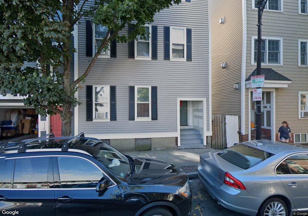 263 W 2nd St unit 2, Boston, MA 02127 - photo 1