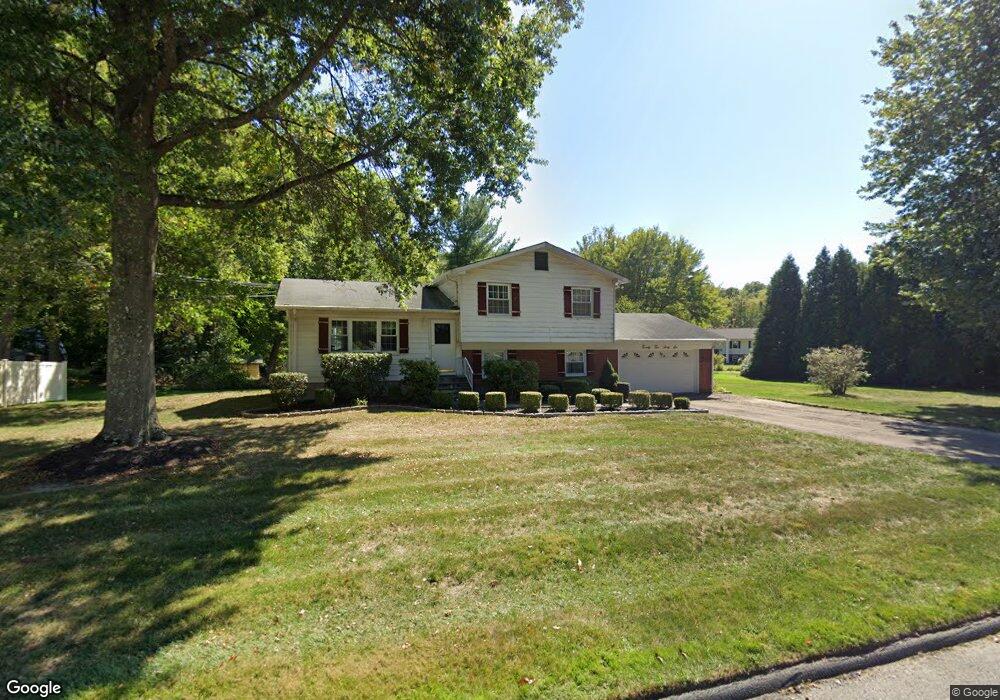 2266 Sultana Dr, Yorktown Heights, NY 10598 - photo 1