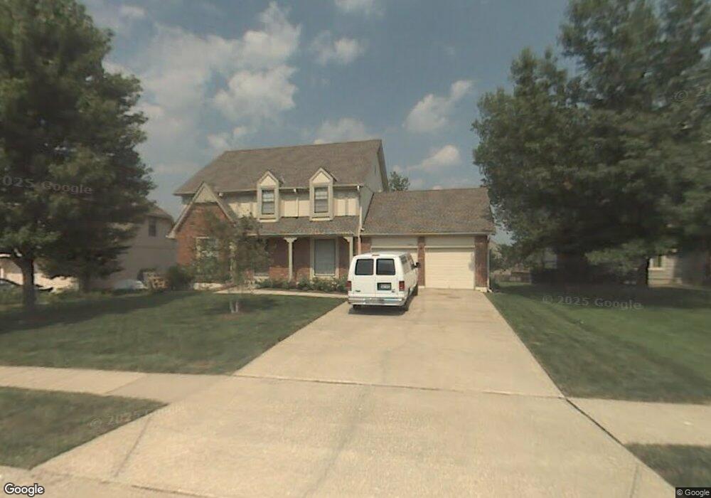 13442 W 106th St, Lenexa, KS 66215 - photo 1