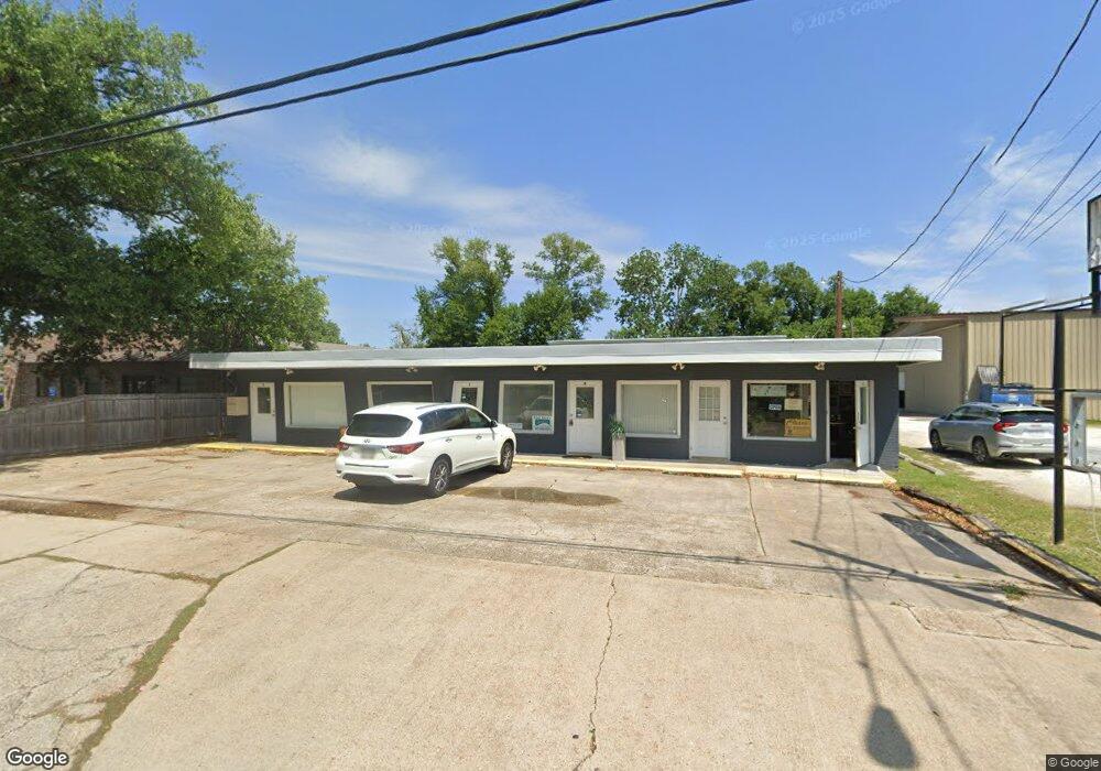 420 W McNeese St unit B, Lake Charles, LA 70605 - photo 1