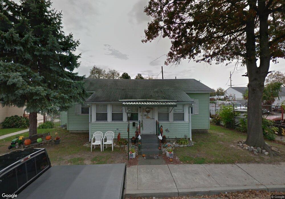 267 Center St, Penns Grove, NJ 08069 - photo 1