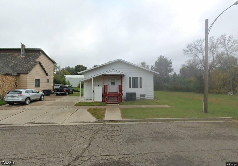 301 1st St SE, Mandan, ND 58554 - photo 1