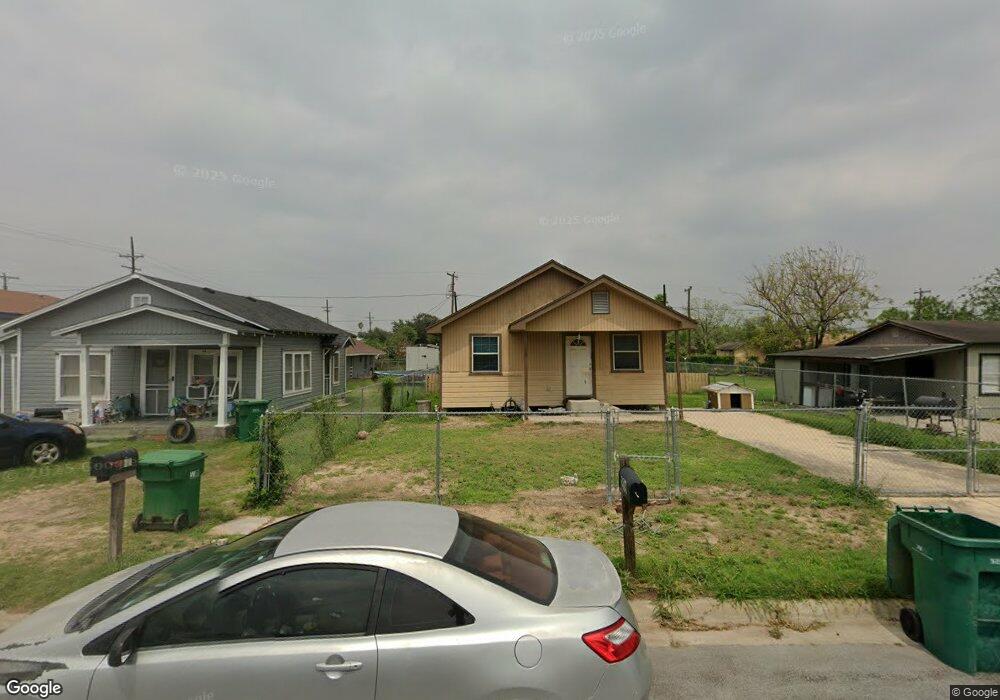 209 E Juarez Ave, Pharr, TX 78577 - photo 1