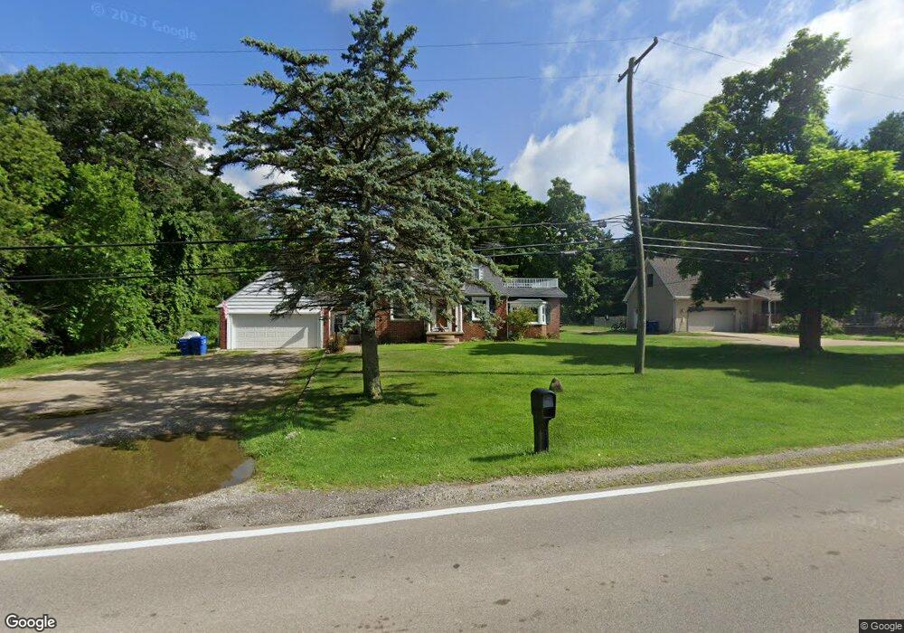 7150 Elizabeth Lake Rd, Waterford, MI 48327 - photo 1