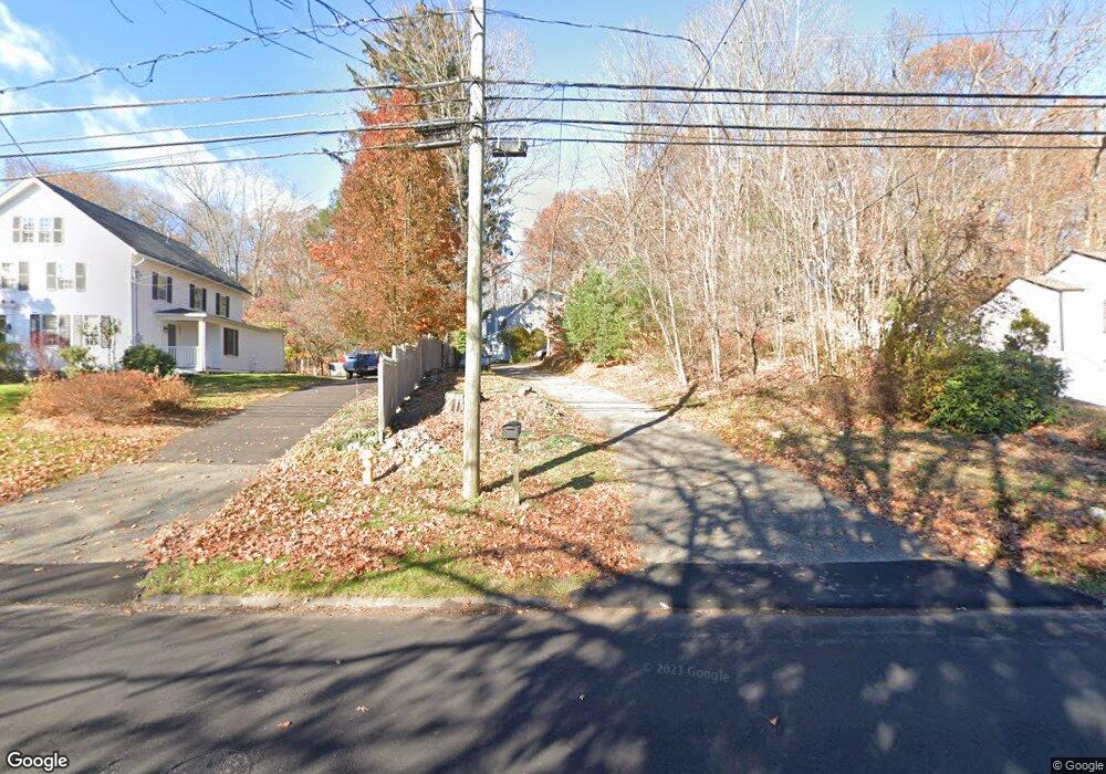 498 Country Club Rd, Waterbury, CT 06708 - photo 1