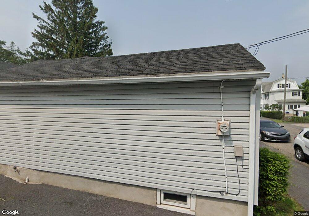 622 W 12th St, Hazleton, PA 18201 - photo 1