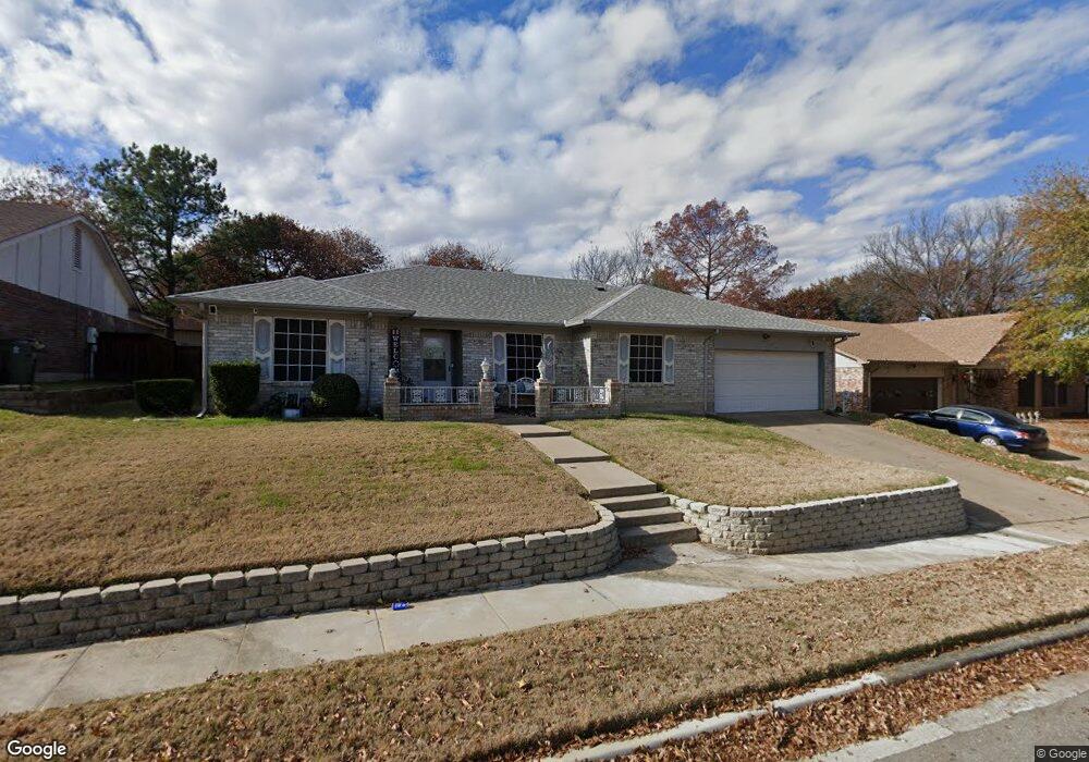 3812 Fox Hollow Dr, Bedford, TX 76021 - photo 1