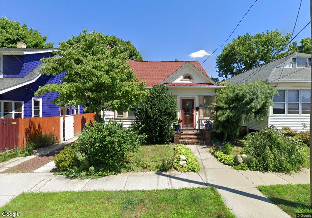 20 Louis Ave, Providence, RI 02907 - photo 1