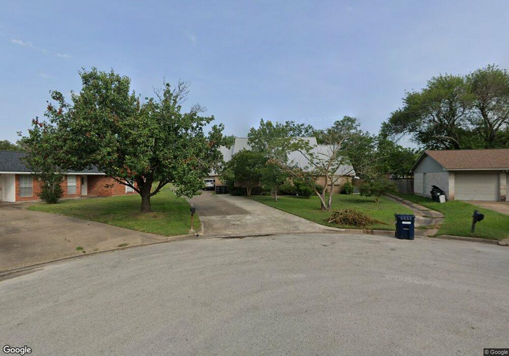 1211 S Ridgefield Cir, College Station, TX 77840 - photo 1