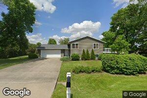 2905 G St, Amana, IA 52203