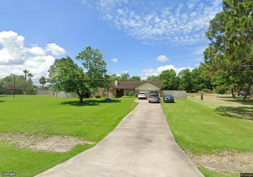 1679 County Road 965, Alvin, TX 77511 - photo 1