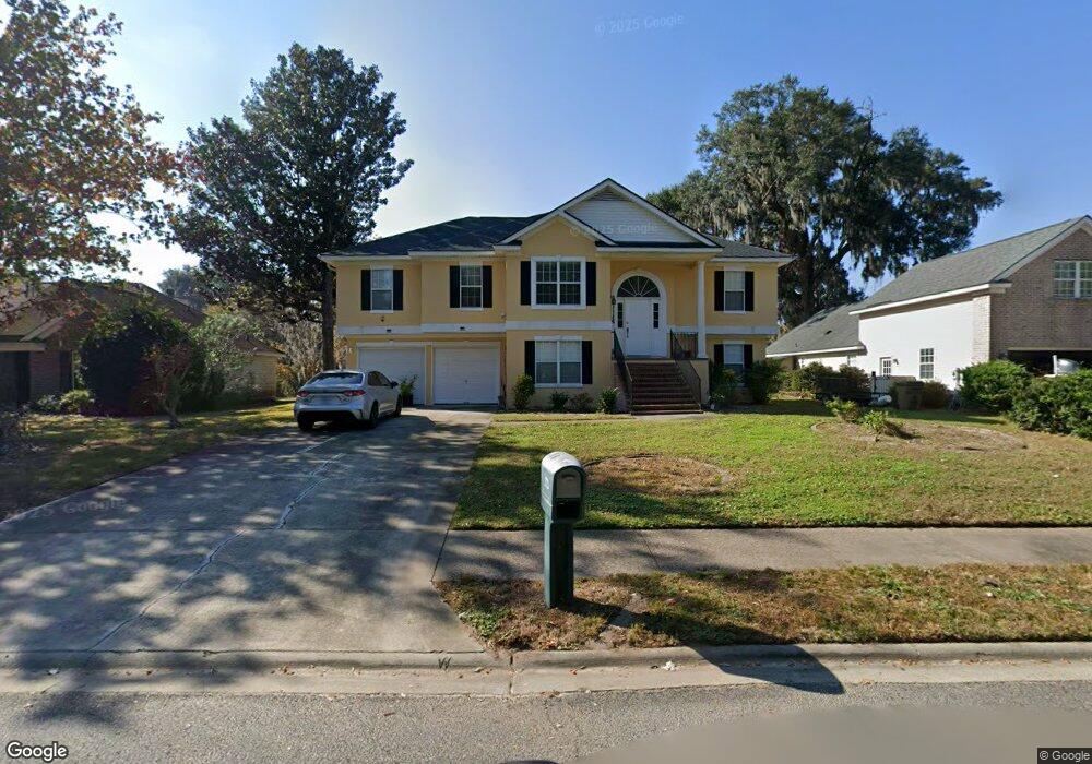 121 Druid Cir, Savannah, GA 31410 - photo 1