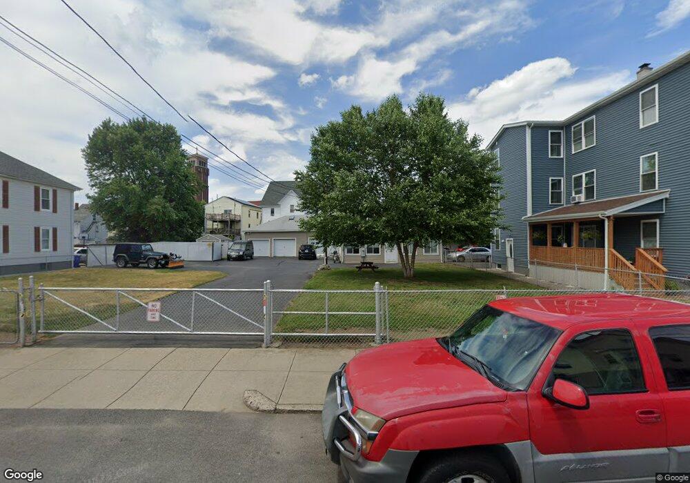 24 Mavis St, Pawtucket, RI 02860 - photo 1