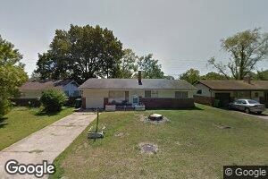 2328 Collett Dr, Saint Louis, MO 63136