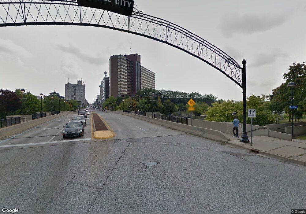 400 S Saginaw St, Flint, MI 48502 - photo 1