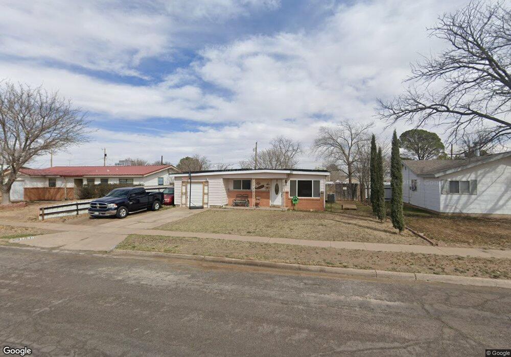 1638 N Grayson St, Hobbs, NM 88240 - photo 1