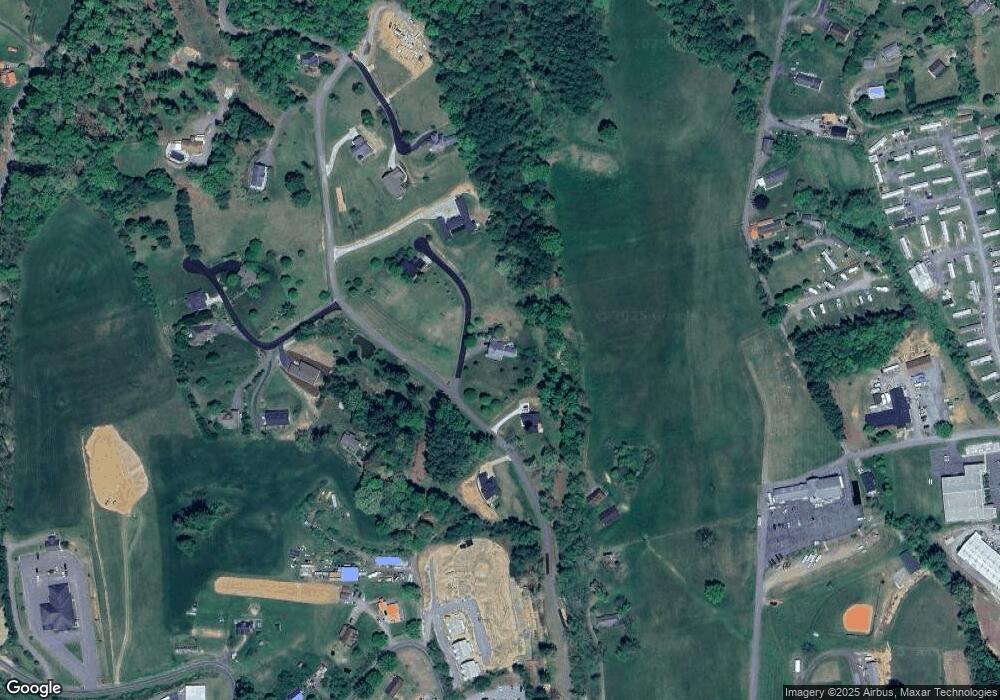 24 Clover Leaf Ln, Burnsville, NC 28714 - photo 1