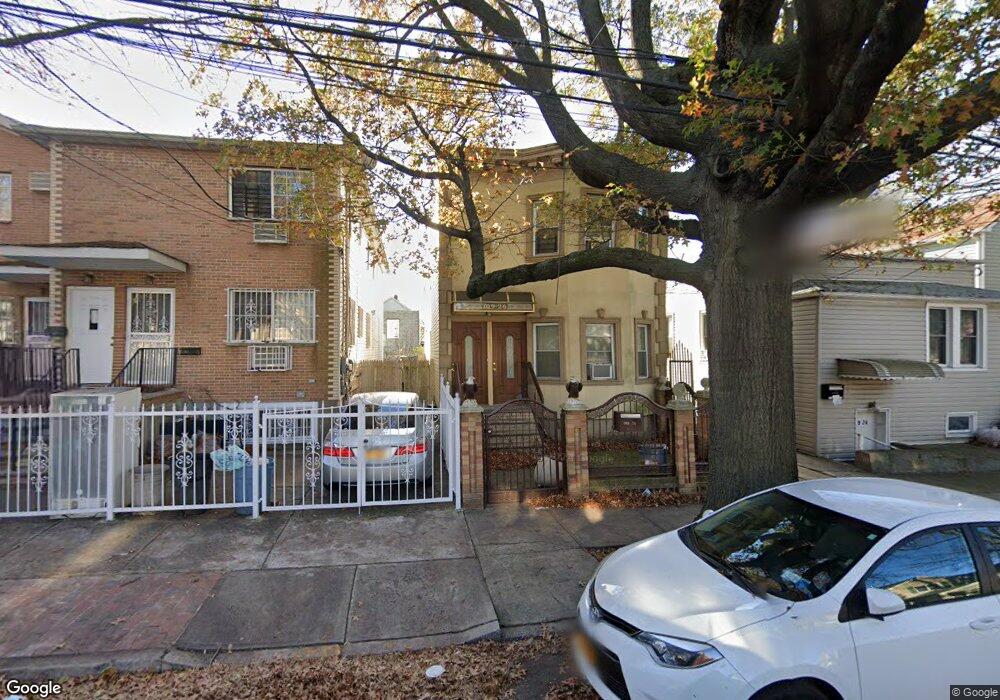 10926 157th St, Jamaica, NY 11433 - photo 1