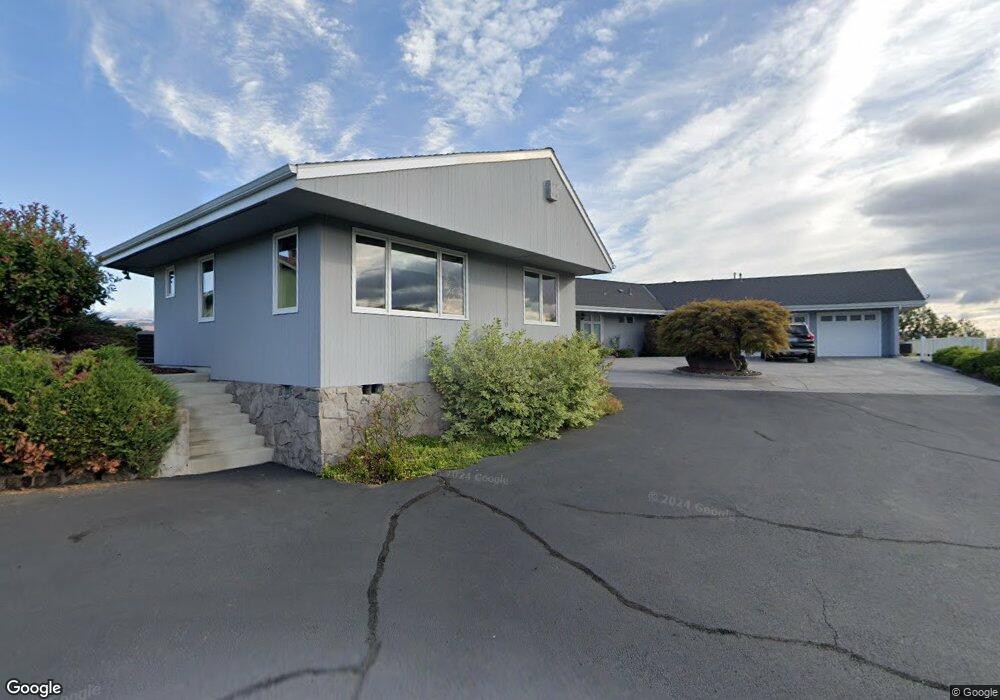 1617 E 18th St, the Dalles, OR 97058 - photo 1