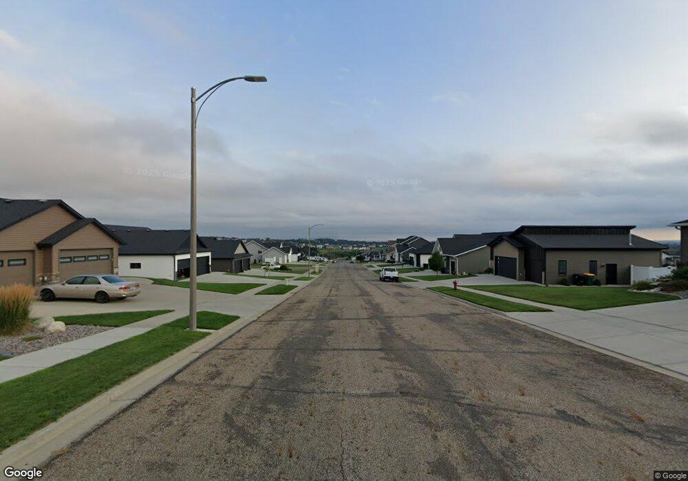 B4 L2 Marsh Hawk Dr, Bismarck, ND 58503 - photo 1