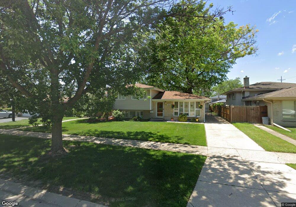 2008 Plainfield Dr, Des Plaines, IL 60018 - photo 1