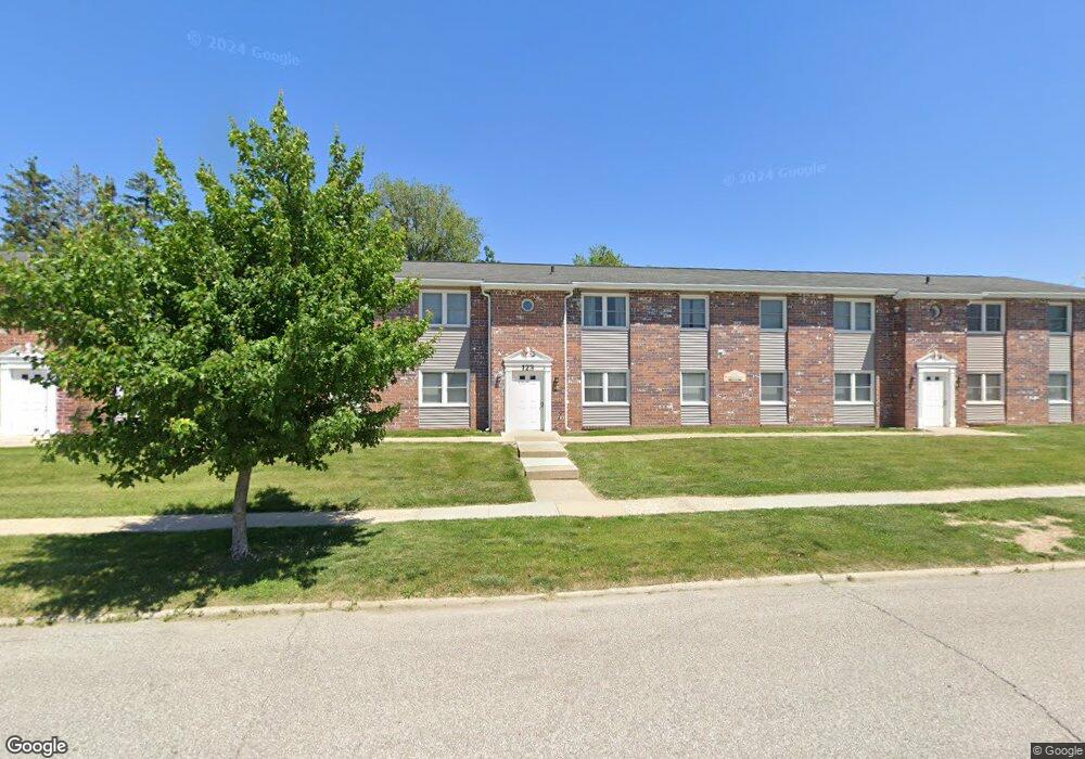 123 Brentwood Dr unit 6, Cedar Falls, IA 50613 - photo 1