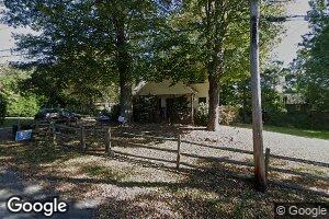 3372 Lakeshore Dr, Mohegan Lake, NY 10547