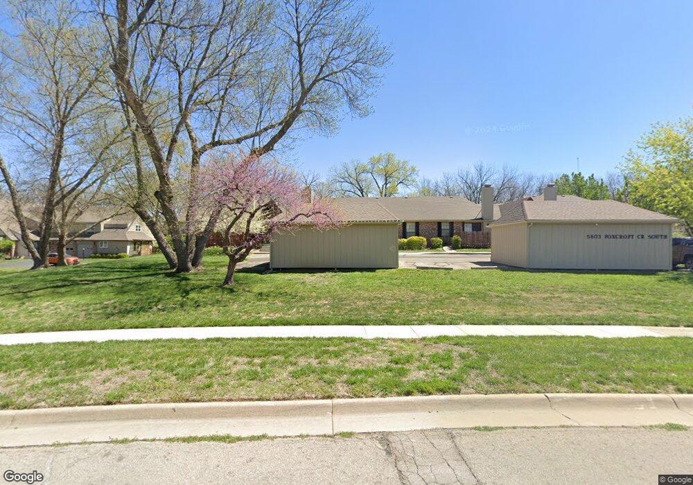 5603 SW Foxcroft Cir S unit 2, Topeka, KS 66614 - photo 1