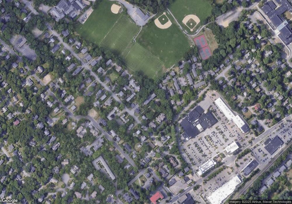 29B Oak St unit B, Wellesley, MA 02482 - photo 1