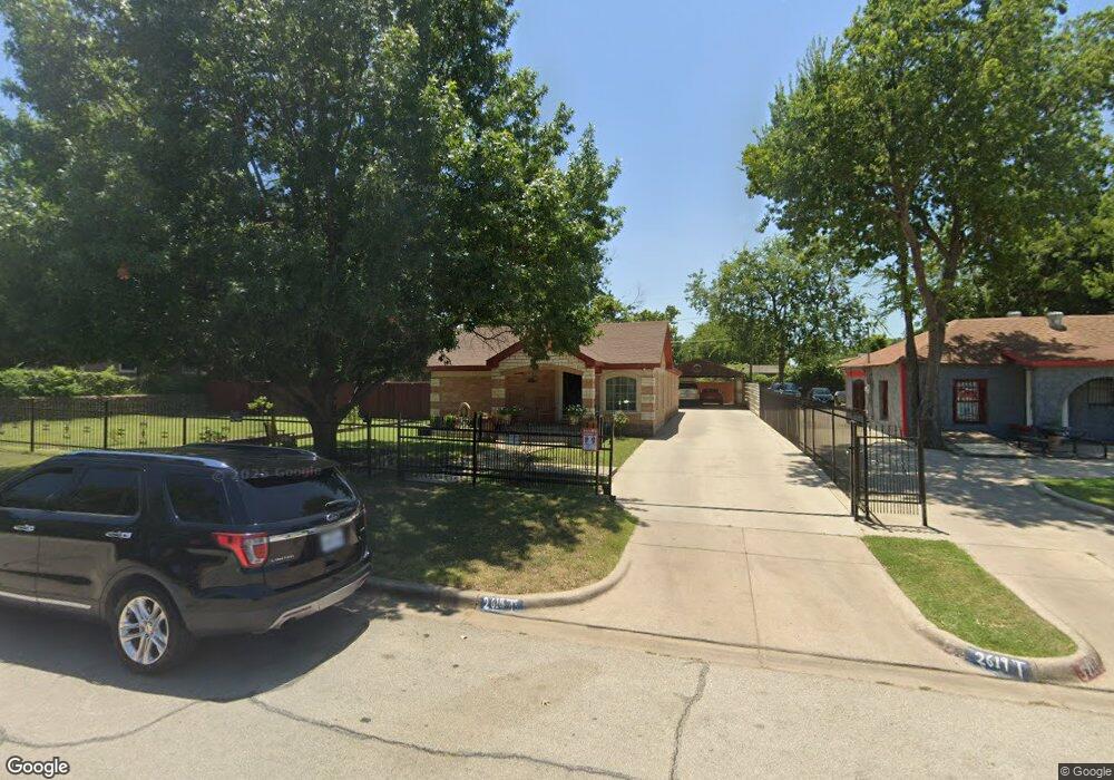 2619 NW 29th St, Fort Worth, TX 76106 - photo 1