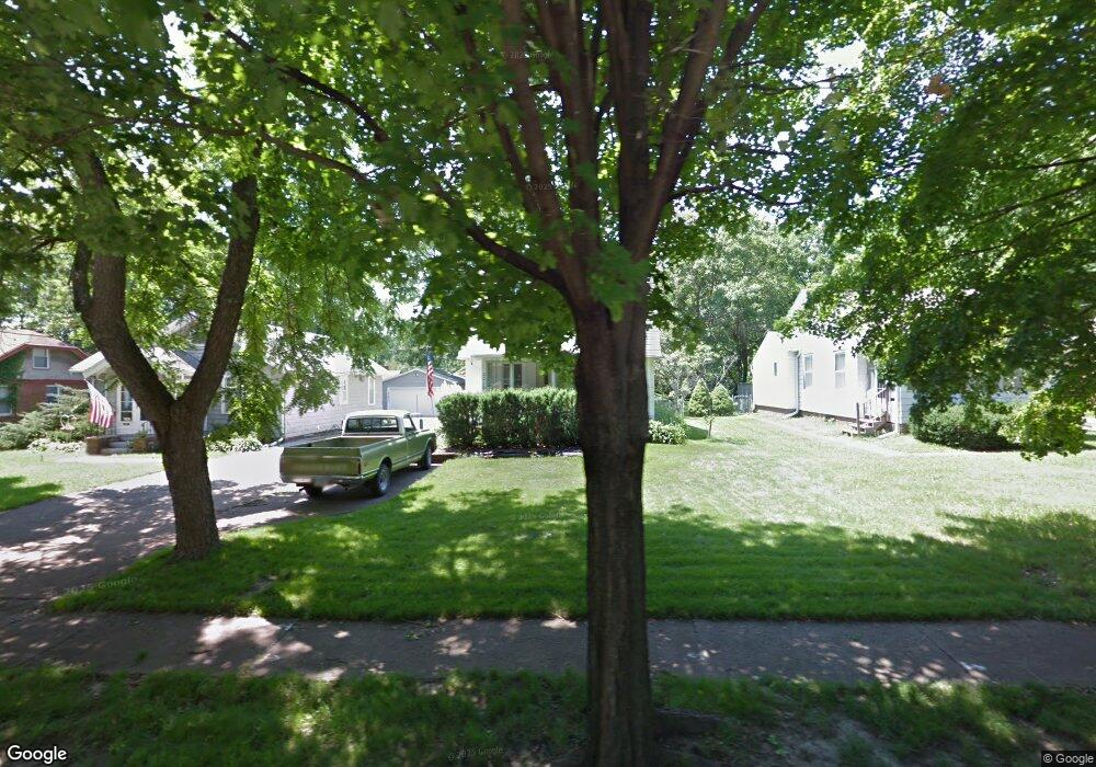 2010 36th St, Des Moines, IA 50310 - photo 1