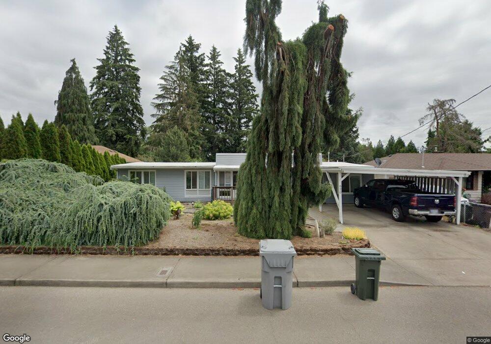 620 N Ivy St, Canby, OR 97013 - photo 1